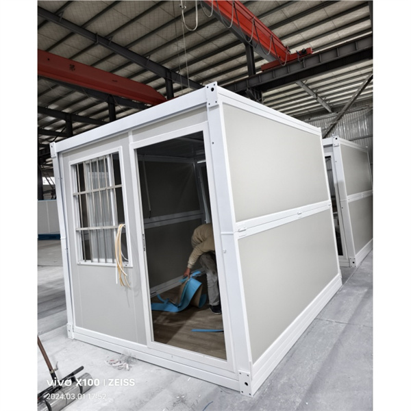 Find freedom in simplicity with a foldable tiny home solution