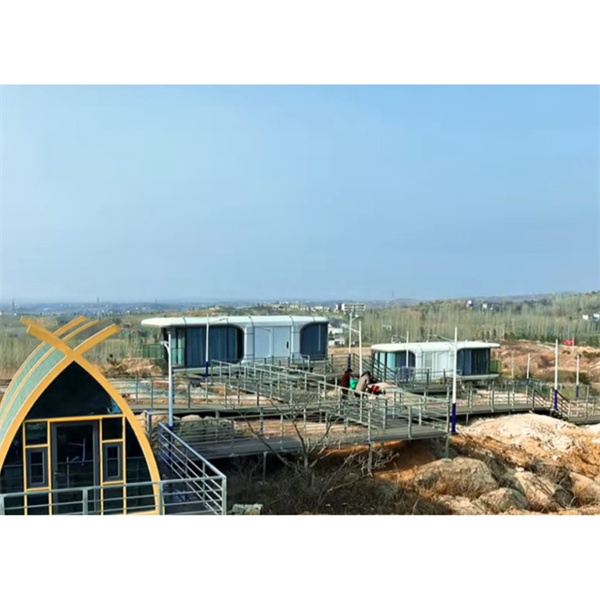 Exploring the benefits of capsule homes.