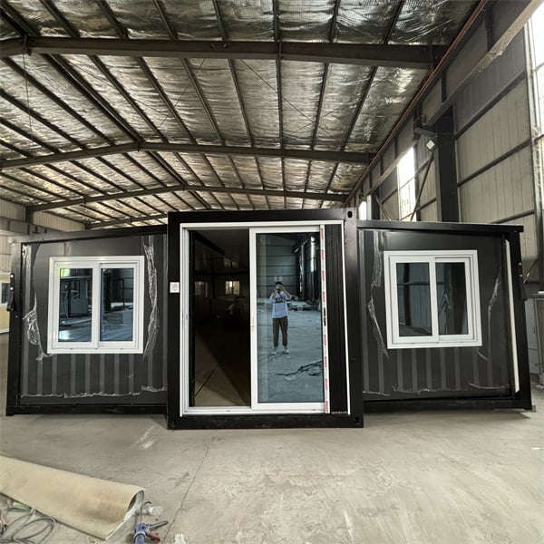 The Unique Features of Expandable Container Residences