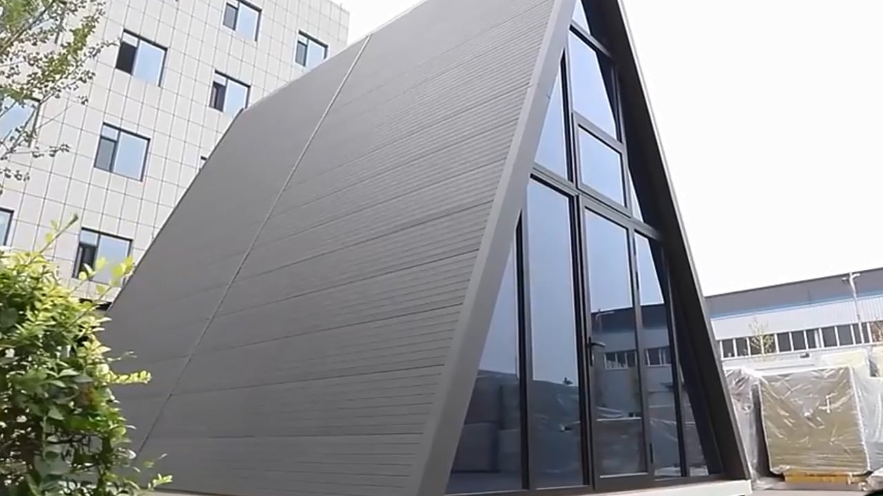 Triangle house2