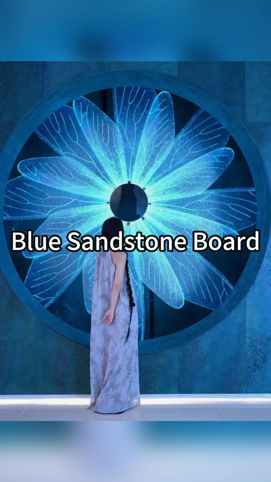 Néi Favorit vun der Handelsrum | Tiefseeblau Sandsteinschellette