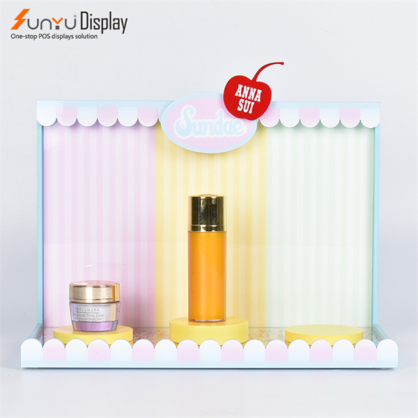 Get Creative with Customizable Cosmetic Display Stands