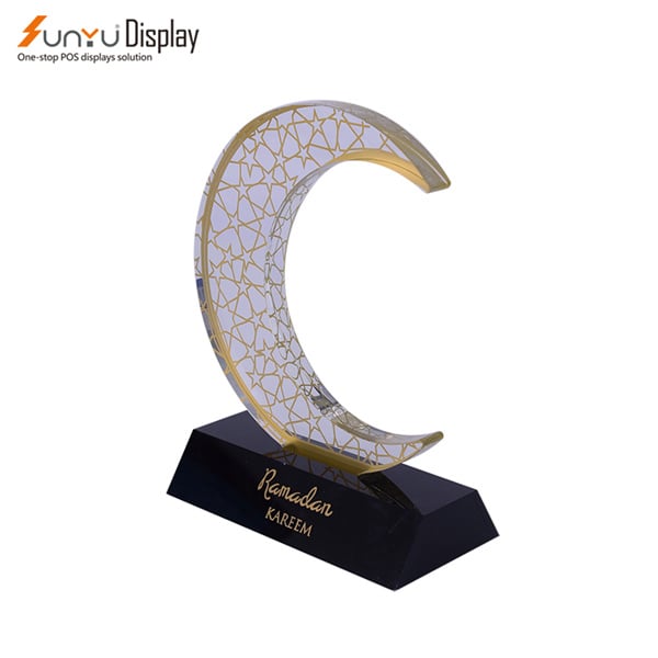 Bring your gallery to life with acrylic display stands that make a statemen
