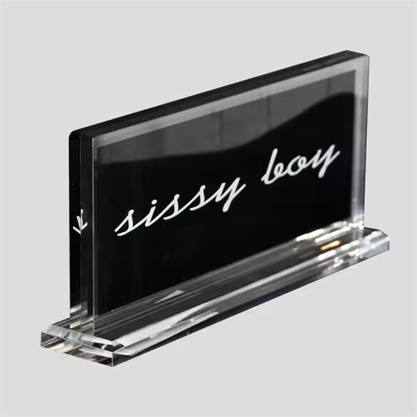 Upgrade your office du00e9cor with a custom plexiglass logo sign
