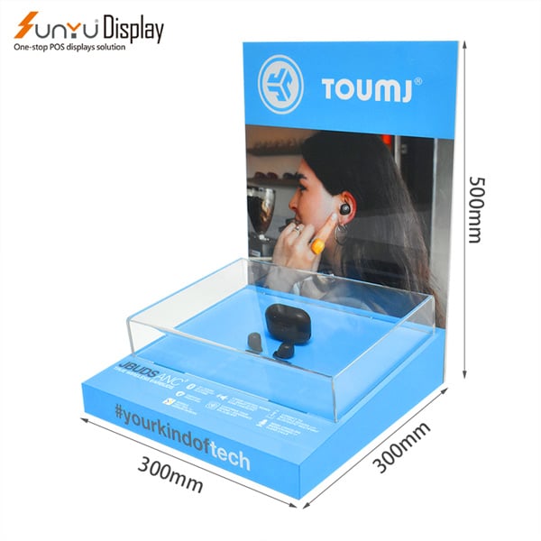 The Influence of Retail Display on Consumer Behavior