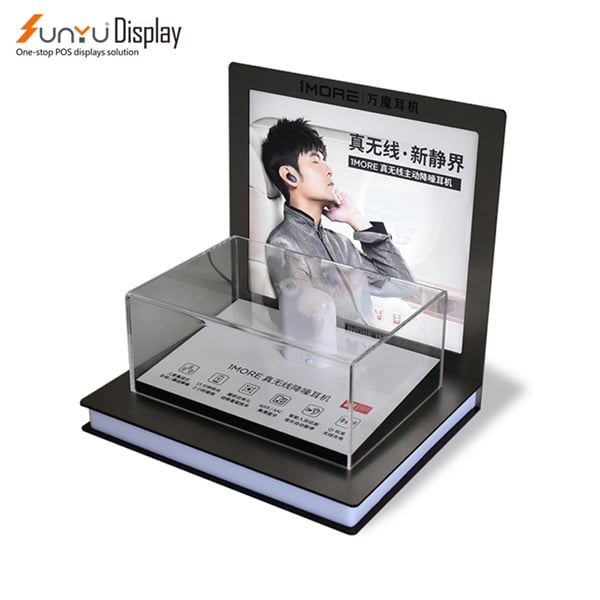 Protect Your Valuable Merchandise with Secure and Sturdy Display Cases