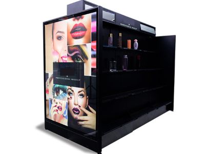Metal vs. Acrylic: Choosing the Right Base for Your Display