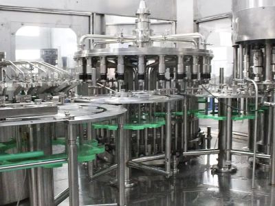 Solusi Kontrol Kualitas Garis Pengisian Minuman Berkarbonasi