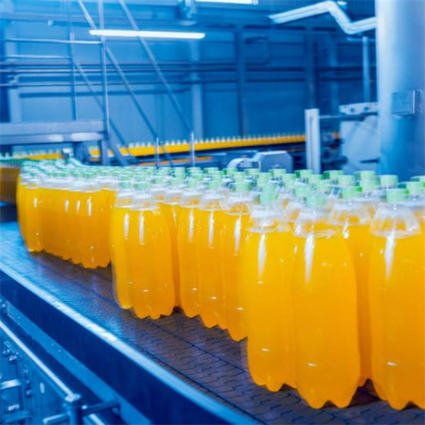 È Difficile Mantenere la Coerenza nelle Macchine per l'Imballaggio delle Bevande