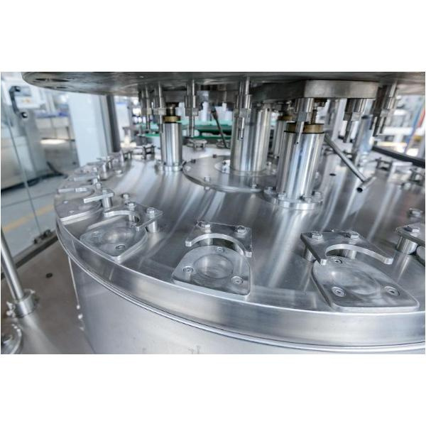 Mesin Pangisian Gas Cepet jeung Andal pikeun Industri Minuman