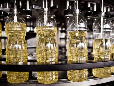 So wählen Sie die perfekte Abfüllmaschine für kohlensäurehaltige Getränke aus