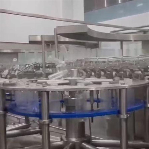 Optimizează procesul tău de producție cu mașina noastră modernă de suc