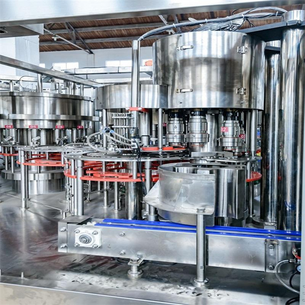 Povećajte produktivnost uz pomoć našeg naprednog stroja za punjenje gaziranih pića