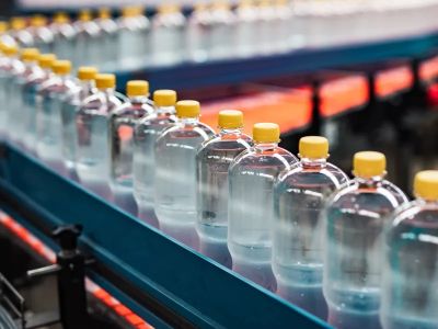 Mesin Pangisi Minuman Ringan: Kumaha Ngurangan Limbah Produksi