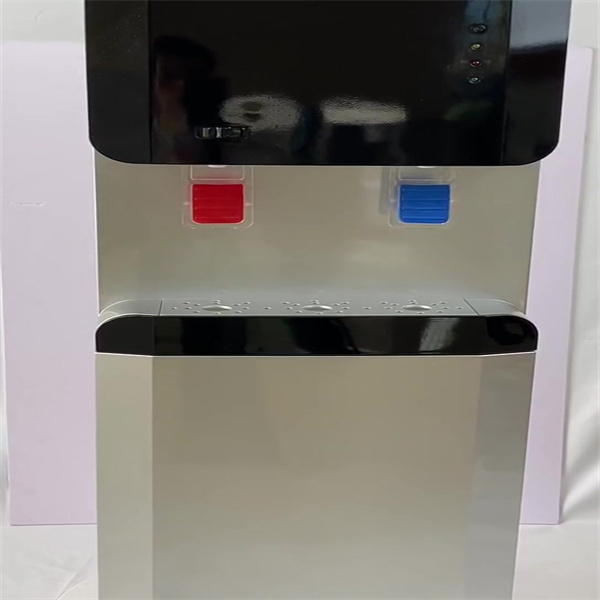 The environmental impact of using a water cooler dispenser