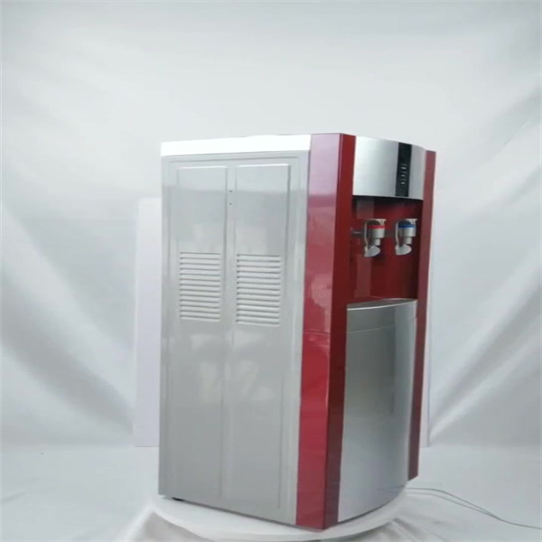 Environmental Benefits of a Sparkling Water Dispenser vs Bottled Water