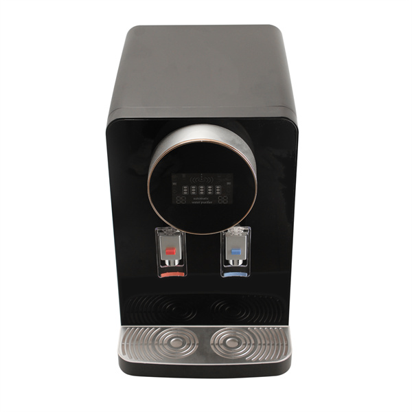 Experience the Convenience and Health Benefits of Instantly Filtered Water