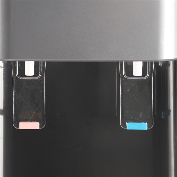 Upgrade Your Kitchen with the Benefits of an Instant Hot and Cold Water Dispenser