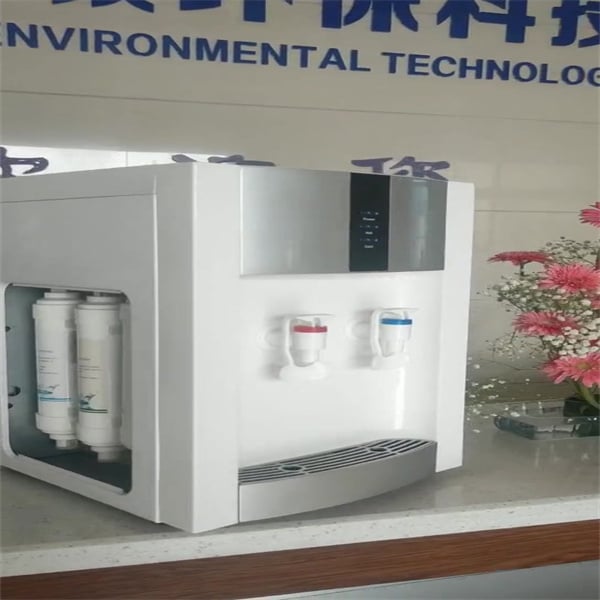 Mini Ice Machine for Quick Drinks