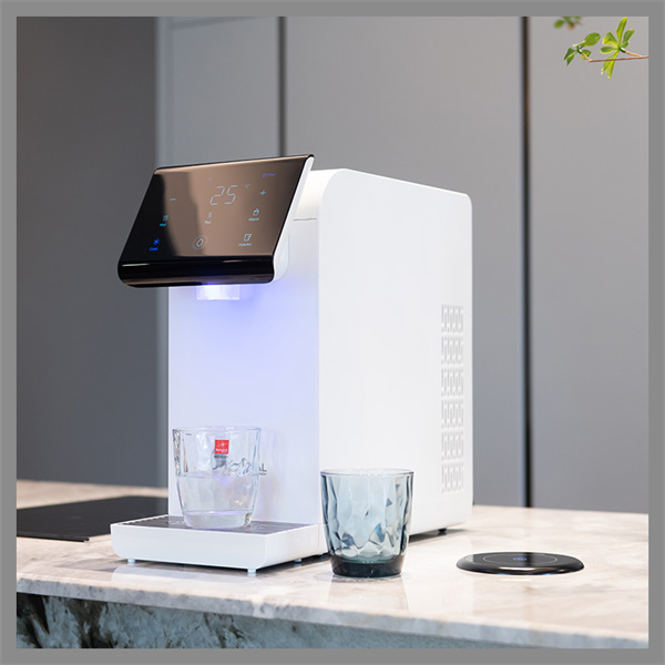 Impresione a sus clientes y empleados con el sabor superior y los beneficios del agua filtrada