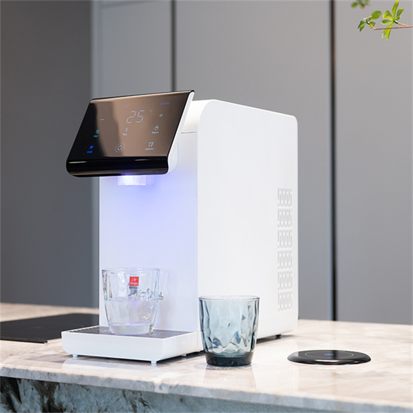 Eleve su lugar de trabajo con la comodidad y calidad de nuestro enfriador de agua filtrada