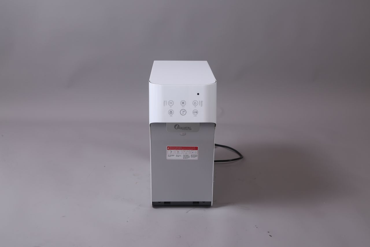 ビルトインフィルター付き給水機