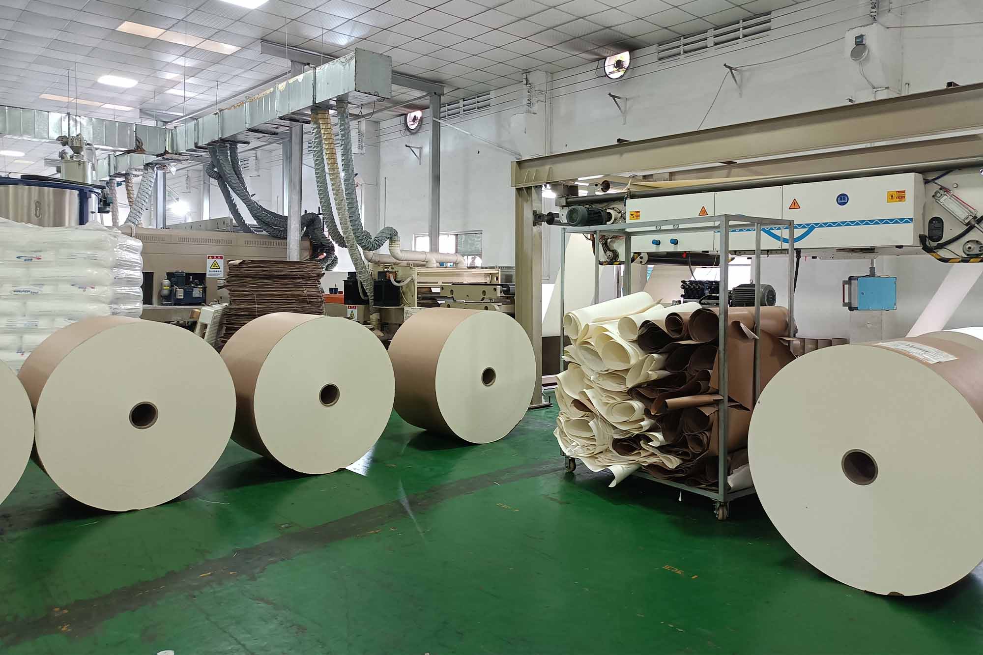 ROLS DE PAPEL COBRTS DE PE PER A GADES DE PAPEL