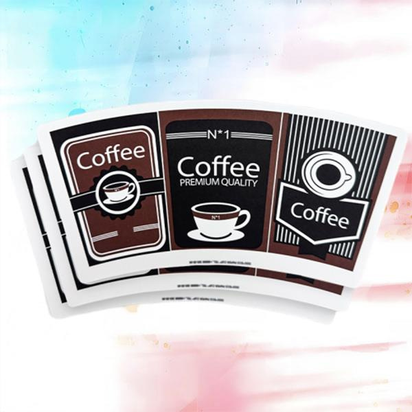 ブランド用8オンスコーヒーカップ(フタ付き)のカスタマイズ対応可能