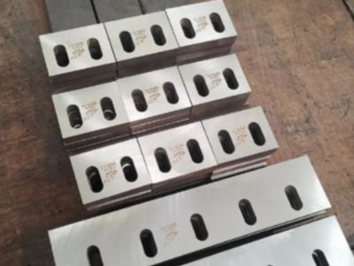Choosing the Best wood chipper blades for Your Industrial Needs