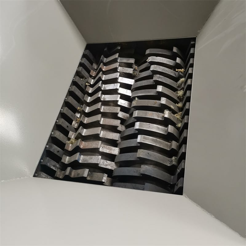 Where to find the top d2 blade suppliers