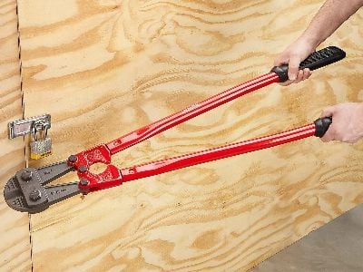 How C Clamps Enable Precise Gluing in Model Making