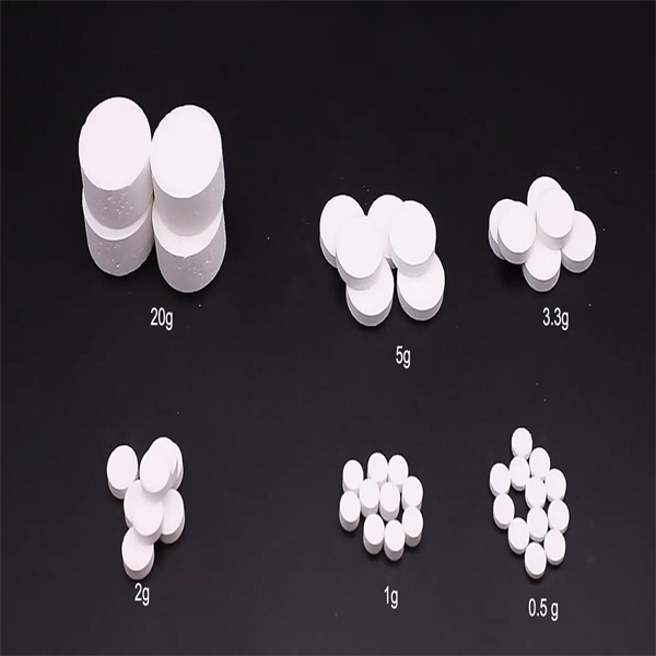 أقصى أمان لحمام السباحة باستخدام مطهر Sodium Dichloroisocyanurate