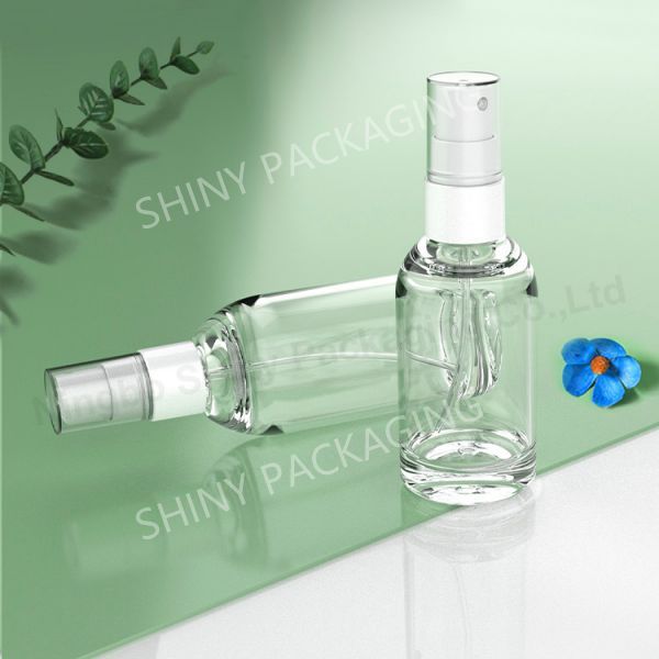 Usage of Amber Plastic Spray Bottles