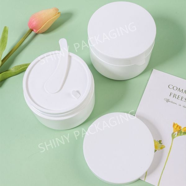 Usage of Plastic Cream Jar