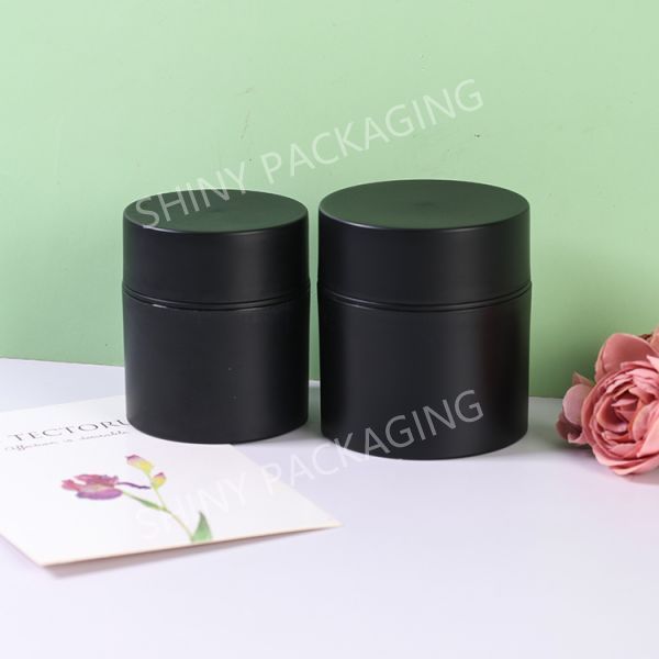 Advantages of Makeup Packing