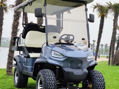 De bedste 4 golfvogne med én-touch startsystemer til moderne bekvemmelighed