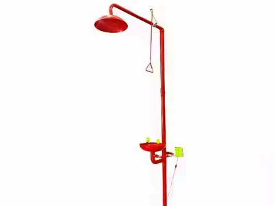 Why Safety Showers with Eye Wash Are Essential for Workplace Safety