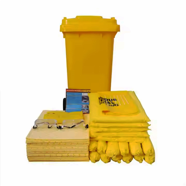 Tips for safely using chemical absorbents in industrial settings
