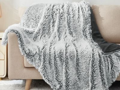 How to Style Your Living Room Using Our Premium Cushion Covers