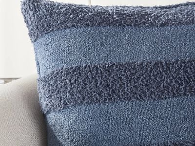 A Look at the Different Size and Shape Options for a Wholesale Cushion&pillow