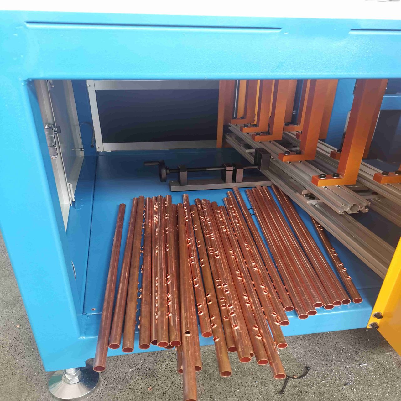 Optimer din produktion med CNC rørperforationsudstyr