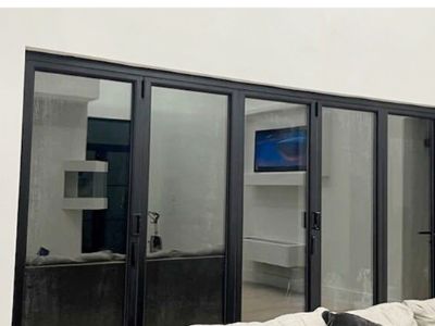 How Curtain Walls Work in Modern Architecture