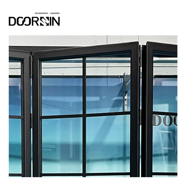 Sparen Sie auf Energiekosten mit einer hoch isolierten Aluminium-Faltglastür.