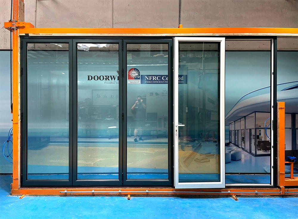Doorwin patio double glass exterior accordion folding door residential aluminium bifold doors supplier