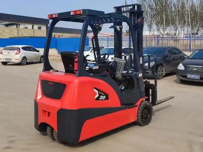 How Telescopic Forklifts Improve Safety & Efficiency on Site