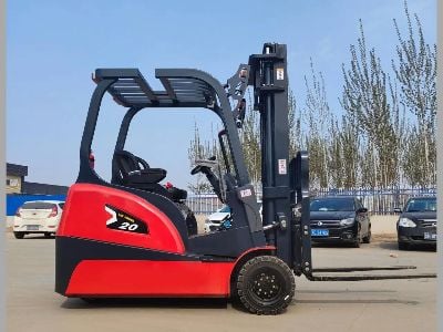 Market Demand for Telescopic Forklifts in Logistics & Construction