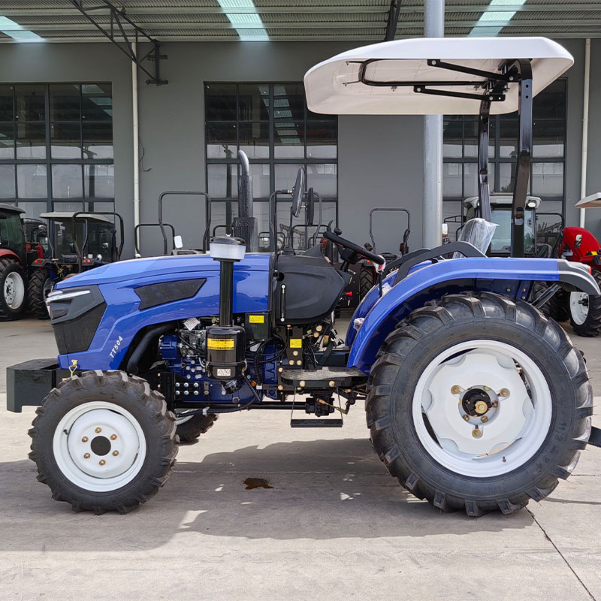 TY25HP-50HP Hōʻemi pū ʻana o ka hanaʻina kumuwaiwai kumuwaiwai kumuwaiwai kubota engine tractors multi functional compact tractor hot sale