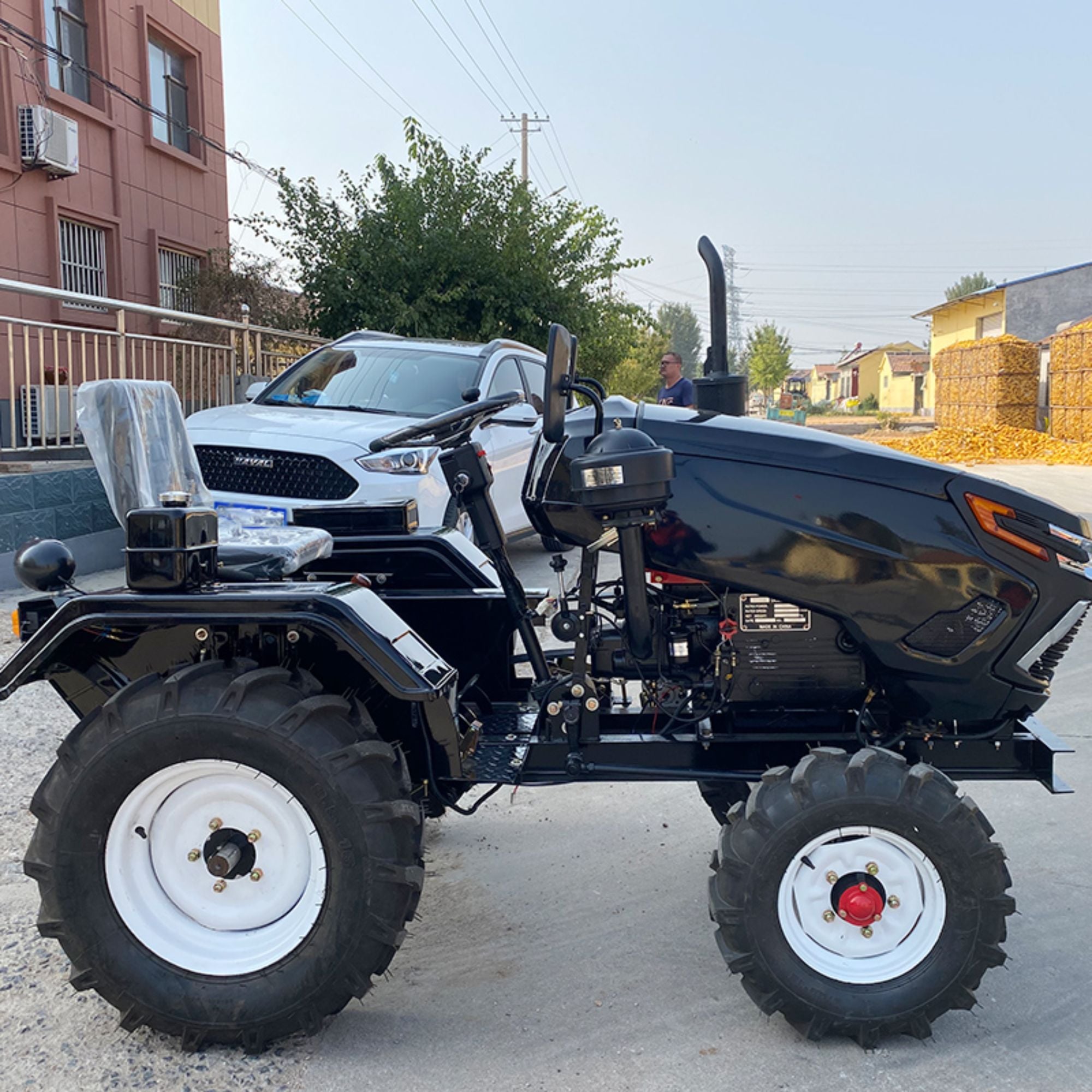 TY25HP-50HP Pōkole Hou Traktara hoʻoholo waiwai hanaʻinaʻi ma ka hōʻemi multi purpose compact traktara māla traktara no ka hōʻemi