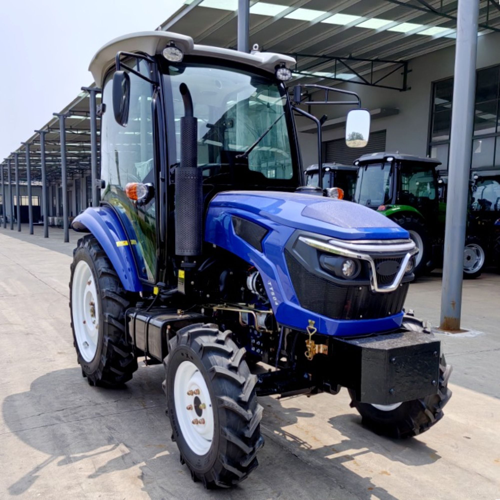 TY25HP-50HP Зочлоход шинэ байгууллагын төмөрлөгчид 4 колесийн шинэ аграар төмөрлөгчийн камаз олон зорилгоор компакт төмөрлөгч одоо байна