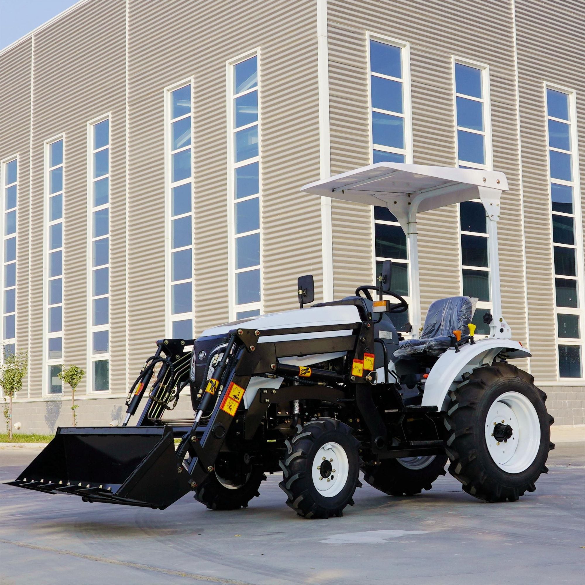 EPA engine 25 HP Factory price tractor agriculture tractors 4 wheel tractor multi functional compact tractor hot sale